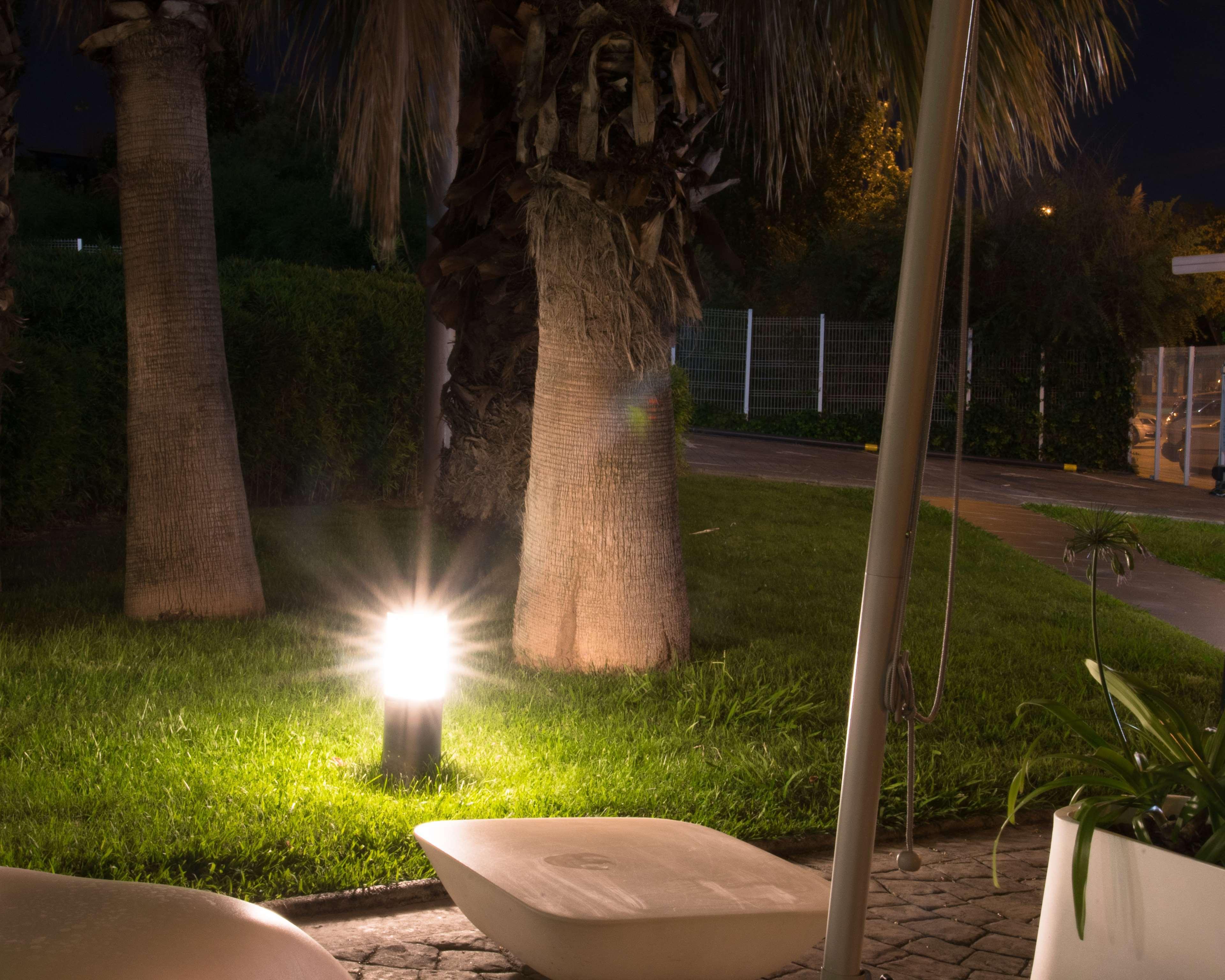 Travelodge Bcn Cornella Fira Cornellà de Llobregat Exteriör bild